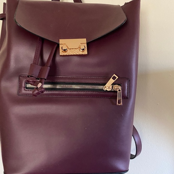 Backpack. - Picture 1 of 3